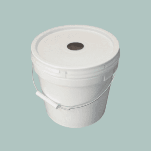 1 gallon feeder pail